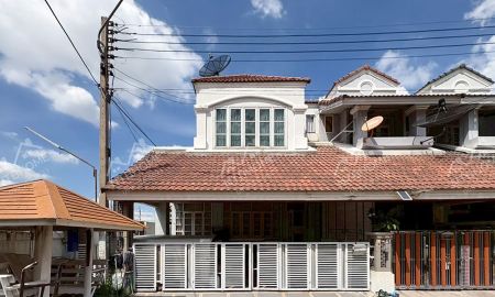 ขายทาวน์เฮาส์ - ทาวน์โฮม 3 ชั้น นันทนาการ์เด้น รังสิต ปทุมธานี แปลงมุมต่อเติมครบ ใกล้รถไฟฟ้าสายสีแดง-สถานีรังสิต