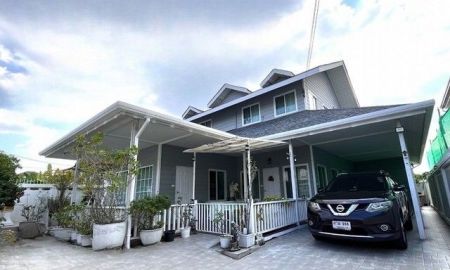 ขายบ้าน - บ้านหลังใหญ่ บรรยากาศอบอุ่น พร้อมเข้าอยู่ได้ทันที ทำเลดี ประชาชื่นซอย 6 ราคา 16.9 ล้าน