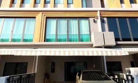 ให้เช่าทาวน์เฮาส์ - ให้เช่า] หมู่บ้าน ไอเจ้นท์ พรีเมี่ยม ทาวน์โฮม พัฒนาการ / 4 ห้องนอน 4 ห้องน้ำ / 20 ตรว. 170 ตรม. **45,000**