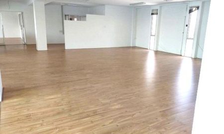 ให้เช่าอาคารพาณิชย์ / สำนักงาน - ให้เช่าอาคารสำนักงานติดถนนใหญ่ใกล้เมเจอร์รัชโยธิน พื้นที่230ตรม มี7ห้อง ห้องน้ำแยกชาย หญิง ติดริมถนนรัชดาภิเษก