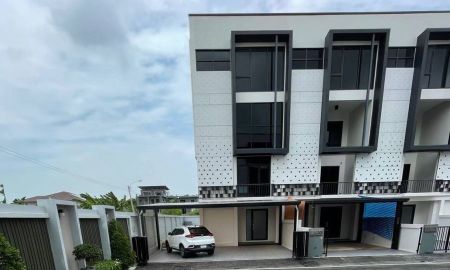 ให้เช่าทาวน์เฮาส์ - ให้เช่าโฮมออฟฟิศ4ชั้น ทาวน์โฮม The Harmoney รามอินทรา62 ใกล้สถานีรถไฟฟ้าสีชมพู