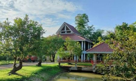 ขายที่ดิน - ขายบ้านพักตากอากาศพร้อมที่ดินตำบลน้ำแพร่หางดง