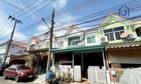 ขายทาวน์เฮาส์ - ขายทาวน์โฮม 2 ชั้น หมู่บ้านนิรันดร์วิลล์ สุขุมวิท ถนนเฉลิมพระเกียรติ ร.9 ซอย 22 เเยก 5 ใกล้รถไฟฟ้า MRT สายสีเหลือง