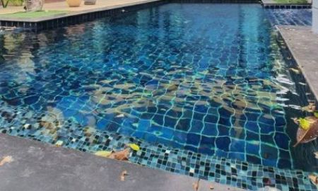 ขายบ้าน - บ้านเดี่ยวสุดหรู หมู่บ้านเดอะ วิลเลจ แอท ฮอร์สชูพอยท์ พัทยา บางละมุง ชลบุรี