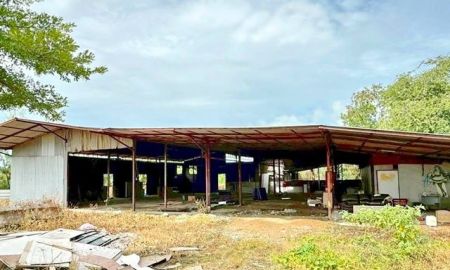 ให้เช่าโรงงาน / โกดัง - ติดถนนใหญ่พระราม 2 ให้เช่าที่ดินถมแล้ว 1-0-52 ไร่ พร้อมโกดังขนาด 652ตร.ม.สำนักงานขนส่งกทม.พื้นที่1 3.6 กม. รร.สวนกุหลาบ ธนบุรี 4.3 กม.