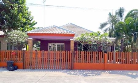 ให้เช่าบ้าน - โรบินสัน บางประกง 4.9 กม. ให้เช่าบ้านเดี่ยว 52ตร.วา. 202ตร.ม. 3นอน โตโยต้าบ้านโพธิ์ 2.8กม. การไฟฟ้าส่วนภูมิภาค 2น้ำ พร้อมเฟอร์ฯ