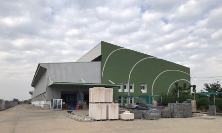 ขายโรงงาน / โกดัง - ขาย/ให้เช่าโกดังโรงงานพร้อมที่ดินเนื้อที่ 23 ไร่ ติดคลองติดถนน340บางบัวทอง-สุพรรณบุรี อ.ไทรน้อย จ.นนทบุรี