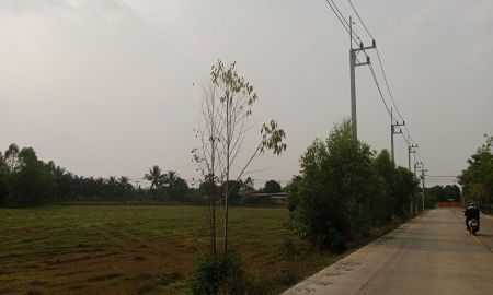 ขายที่ดิน - ขายที่ดินหัวหว้า ศรีมหาโพธิ 1 ไร่ ติดถนนทล.ชนบทใกล้ถนนสี่เลน3070-100เมตร อ.ศรีมหาโพธิ ปราจีนบุรี