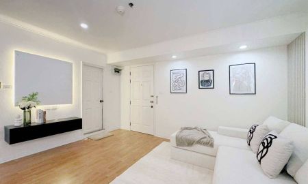 ขายคอนโด - ถูกกว่านี้ไม่มีอีกแล้ว!! คอนโดลุมพินีวิลล์ รามคำแหง44 รีโนเวทใหม่ เฟอร์ครบ ใกล้รถไฟ้ฟ้า 2 สาย ผ่อนเพียง 10,000 ต้นๆ