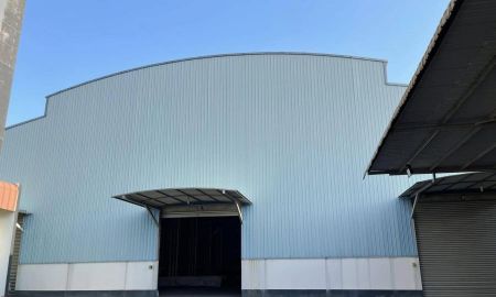 ขายโรงงาน / โกดัง - ขายโรงงาน 1.5 ไร่ ถนนเอกชัย พระราม 2 คอกกระบือ สมุทรสาคร ผังชมพู ขอ รง.4 ได้ พร้อมเครน 2 ตัว ทำเลทองใกล้ทางด่วน ราคาคุ้มมาก!