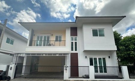 ขายบ้าน - ขายบ้าน2ชั้น 77ว. 4นอน3น้ำ ลดเหลือ4.5ล. ถูกว่าประเมิน ล้านนาเฮอริเทจ Lanna Heritage แยกสันกลาง ใกล้ตลาดเจริญเจริญ ต.ป่าบง อ.สารภี เชียงใหม่