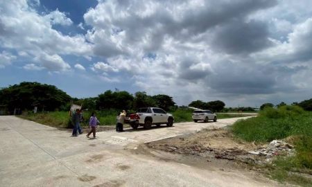 ขายที่ดิน - ขายด่วนๆ ที่ดินถนน บางนา-ตราด 468 ตารางวา แปลงมุม ติดถนนคอนกรีต ซอย ดราก้อน อ.บางเสาธง จ.สมุทรปรากา