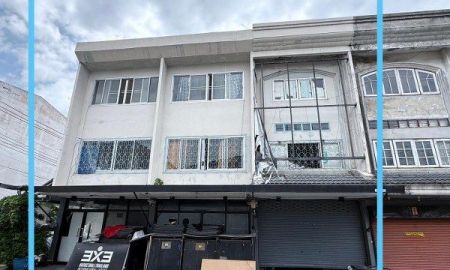 ขายอาคารพาณิชย์ / สำนักงาน - ขายอาคารพาณิชย์ 3 ชั้น 3 คูหา ซอยรัตนาธิเบศร์18 (รหัสทรัพย์ 202565) อ.เมือง นนทบุรี