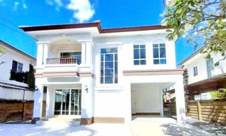 ให้เช่าบ้าน - เฉลิมพระเกียรติ ร. 9 ซอย 87 คฤหาสน์ ให้เช่าบ้านเดี่ยว 2 ชั้น สุดหรู พร้อมเฟอร์ฯ 62ตร.วา. เดอะ พาซิโอ มอลล์ 3.2 กม. ARL บ้านทับช้าง 900ม.