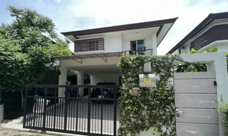 ให้เช่าบ้าน - ให้เช่า] หมู่บ้าน เนอวาน่า สาทร / 3 ห้องนอน 3 ห้องน้ำ / 73 ตรว. 220 ตรม. **45,000**