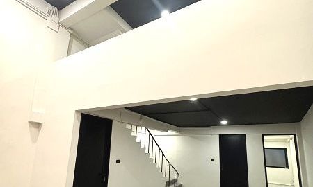 ให้เช่าอาคารพาณิชย์ / สำนักงาน - ให้เช่า อาคารพาณิชย์4.5ชั้นสุขุมวิทใกล้BTS ปุณณวิถี ขนาด450ตรมชั้นละ100ตรมเหมาะทำออฟฟิศ โชว์รูม คลินิก คาเฟ่