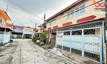 ขายทาวน์เฮาส์ - ขายทาวน์เฮาส์ บางกรวย-ไทรน้อย13 หมู่บ้านสมชาย บางกรวย นนทบุรี 2ชั้น 28ตร.ว.