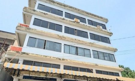 ให้เช่าอาคารพาณิชย์ / สำนักงาน - ให้เช่าอาคาร 5 ชั้น 3 คูหา พระราม 2 ซอย 33 มีห้องทั้งหมด 16 ห้อง ใกล้โรงเรียนรุ่งอรุณ ใกล้ทางด่วนพระราม 2