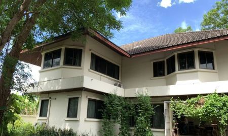 ขายบ้าน - ขายบ้านเดี่ยวหลังใหญ่ 353 ตรว. สุขาประชาสรรค์ 1 ซอย 5 ปากเกร็ด นนทบุรี - ทำเลดี ใกล้ทางด่วน รถไฟฟ้า