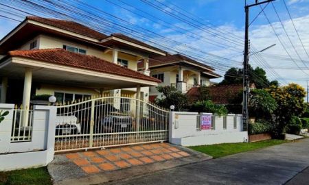 ขายบ้าน - ขายบ้านเดี่ยว 2 ชั้น หมู่บ้านมนตรีปาร์ค ศรีราชา พื้นที่ 80.1 ตรว. ทำเลดี ใกล้ถนนสุขุมวิท เดินทางสะดวก เพียง 4.5 ล้าน