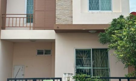 ขายทาวน์เฮาส์ - ขายทาวน์โฮม 2 ชั้น 4 ห้องนอน หมู่บ้านเดอะเฟิร์สโฮม รังสิต-ลำลูกกา (คลอง2)