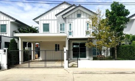 ให้เช่าบ้าน - ให้เช่า] หมู่บ้าน วิลลาจจิโอ 3 ศรีนครินทร์ - บางนา / 4 ห้องนอน 3 ห้องน้ำ / 57 ตรว. 190 ตรม. **85,000**