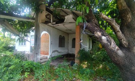 ขายที่ดิน - ขายที่ดินพร้อมสิ่งปลูกสร้าง 100 ตร.วา ซอยห้วยกะปิ 14 อ.เมือง ชลบุรี