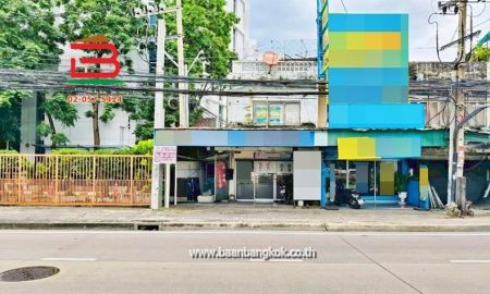 ขายอาคารพาณิชย์ / สำนักงาน - อาคารพาณิชย์ 2 ชั้นครึ่ง ติวานนท์ ซอย26 เนื้อที่ 20 ตรว. (ใกล้การไฟฟ้านครหลวงเขตนนทบุรี) ถนนติวานนท์ ต.บางกระสอ อ.เมือง นนทบุรี