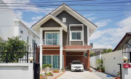 ให้เช่าบ้าน - บ้านปรับปรุงใหม่ให้เช่า พร้อมเข้าอยู่ สันผีเสื้อ ใกล้โรงเรียน NIS เชียงใหม่