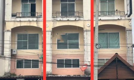 ให้เช่าอาคารพาณิชย์ / สำนักงาน - ปล่อยเช่าอาคารพาณิชย์ 3 ชั้น แหล่งชุมชน ติดถนนหลัก เส้นศรีราชา-หนองค้อ