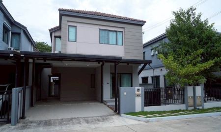 ขายทาวน์เฮาส์ - ขายด่วน บ้านแฝดสุดสวย VENUE เวสต์เกต บางใหญ่35.1 ตร.ว.158 ตร.ม. เพียง 3.9 ล้านบาท พร้อมเข้าอยู่ได้ทันที