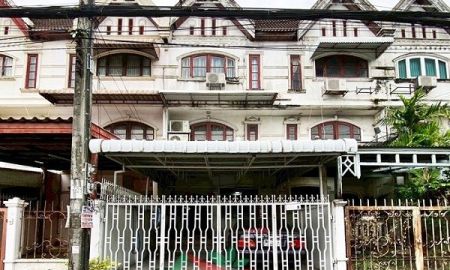 ขายทาวน์เฮาส์ - ขายถูกทาวน์โฮม3ชั้น 25ตรว. ม.พรรณวดี ซ.ลาดพร้าว64 แยก2 ทำเลดี สภาพดี ฟรียื่นกู้