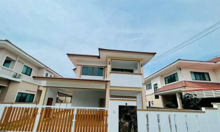 ขายบ้าน - บ้านเดี่ยมือสองหลังใหญ่ โครงการปิยวัฒน์ เฟส 3 บ้านปึก ชลบุรี