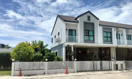 ขายทาวน์เฮาส์ - ราคาขายต่อตารางวาถูกที่สุดในโครงการ! ขายต่ำกว่าราคาประเมิน! ฟรีค่าใช้จ่ายที่กรมที่ดินให้ทั้งหมด! หลังริม หมู่บ้านสิวารมณ์ เนเจอร์พลัส 1