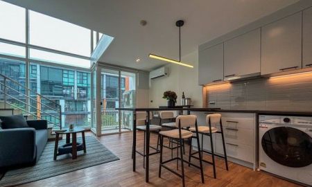 ขายคอนโด - ขายคอนโด Duplex ดี 65 (สุขุมวิท 65) คอนโด D 65 Condo ใกล้ BTS เอกมัย 63.66 ตร.ม รีโนเวทใหม่ พร้อมอยู่