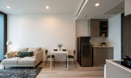 ขายคอนโด - ขายคอนโดรีโนเวทใหม่ 53 ตรม. Whizdom Essence ชั้น 34 วิวสวย ใกล้ BTS ปุณณวิถี และ BTS อุดมสุข เขตพระโขนง กรุงเทพ