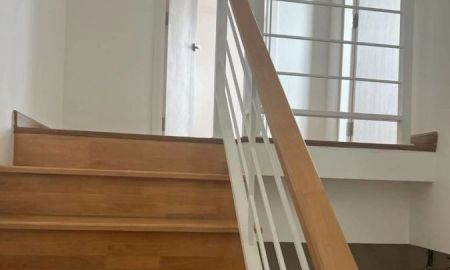 ให้เช่าทาวน์เฮาส์ - ทาวน์โฮม 3 ชั้น Patio พหลโยธิน วิภาวดี พหลโยธิน 92 เช่า