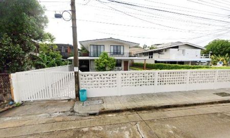 ให้เช่าบ้าน - ให้เช่า] หมู่บ้าน สุขสรรพ์ วิภาวดี 58 / 3 ห้องนอน 4 ห้องน้ำ / 105 ตรว. 200 ตรม. **50,000**