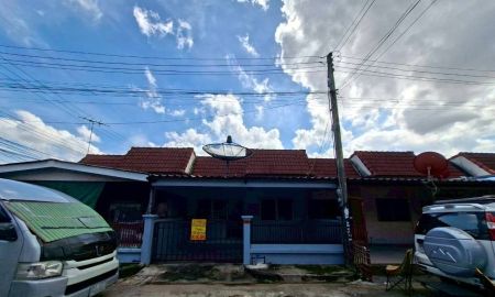 ขายทาวน์เฮาส์ - ขายบ้านทาวน์เฮ้าส์ชั้นเดียว หมู่บ้านเรือนสุข 1 คลอง 8