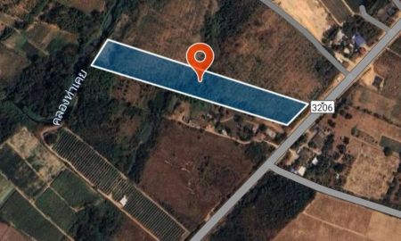 ขายที่ดิน - ขายที่ดิน ติดถนนใหญ่สายหลัก ด้านหลังติดแม่น้ำภาชี พร้อมสวนยาง อายุ 10 ปี เนื้อที่ 10 ไร่ ราคาไร่ละ 450,000 บาท ต.บ้านคา อ.บ้านคา จ.ราชบุรี