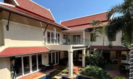 ขายบ้าน - ขายพลูวิลล่าหรู สไตล์ไทยบาหลี โซนพัทยาใต้ บางละมุง ชลบุรี