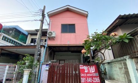 ขายทาวน์เฮาส์ - ทาวน์เฮ้าส์ 2 ชั้น หมู่บ้านราณี 7 สวนสยาม ซอย 4 เลขที่ 110 ซอยสวนสยาม 24 แยก 10 แขวงคันนายาว เขตคันนายาว กทม. 10230