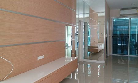 ขายทาวน์เฮาส์ - ขายถูกมาก ทาวน์โฮม 20 ตรว. บ้านกลางเมือง ลาดพร้าว 71 ซอยนาคนิวาส 34 เขตลาดพร้าว กรุงเทพ