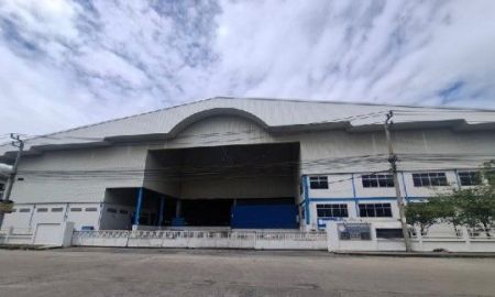 ให้เช่าโรงงาน / โกดัง - ให้เช่าโรงงาน พื้นที่สีม่วง ทำเล บางนา ตราด กม.23 บางเสาธง ซอยวัดบัวโรย /พื้นที่ใช้สอย 5,508 ตารางเมตร / รถเทรลเลอร์เข้าออกได้ / ขอ รง.4 ได้