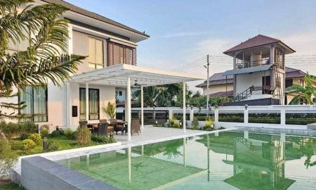 ขายบ้าน - ขายพูลวิลล่า ห้วยใหญ่ 2 ชั้น ขายพร้อมเฟอร์นิเจอร์ เครื่องใช้ไฟฟ้า