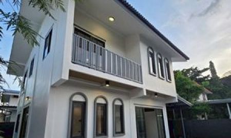 ขายบ้าน - ขาย บ้านเดี่ยว 2 ชั้น ลาดพร้าว-เสรีไทย รีโนเวทพร้อมอยู่ ใกล้เดอะมอลล์บางกะปิ ลดพิเศษ พื้นที่ใช้สอย 160 ตรม สวยมีสไตล์แบบบ้านมือ1