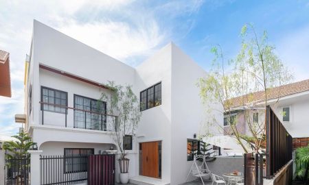 ให้เช่าบ้าน - ให้เช่า POOL VILLA ห้วยขวางรัชดา 220,000 6 ห้องนอน 5 ห้องน้ำ