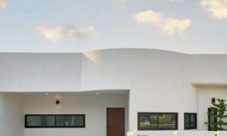 ขายบ้าน - บ้านแฝดชั้นเดียว มีเพียง 1 หลัง บ้านสไตล์กรีกเมดิเตอร์เรเนียน ใกล้กาดฝรั่ง หรูเกินราคา อยู่เองก็ดี ปล่อยเช่าก็ปัง!