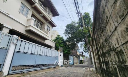 ขายทาวน์เฮาส์ - ขายทาวน์เฮ้าส์ 3 ชั้น ย่านอารีย์ ซอยอารีย์สัมพันธ์ 8 พญาไท ใ