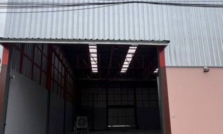 ให้เช่าโรงงาน / โกดัง - ให้เช่าโกดัง ซอยบางกระดี่ 1 ถ.พระราม 2 ขนาด 400 ตารางเมตร ประตูหน้าไฟฟ้า ใกล้ทางด่วน